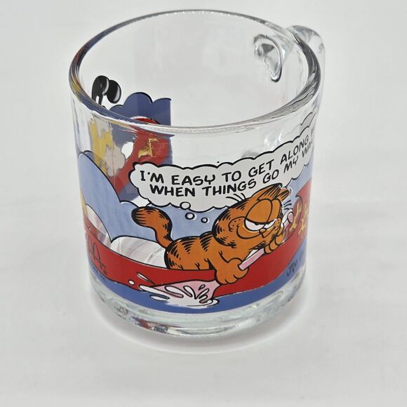 Vintage 1978 McDonalds Garfield & Odie Canoe Themed Glass Mug - Picture 2 of 5